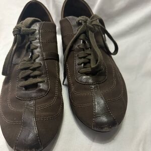 Cole Haan women’s Wingtip lace-up Oxfords